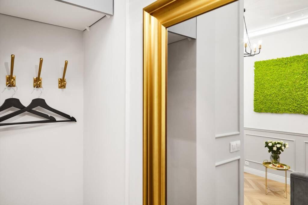 Househost Apartment I: Studencka Street Cracovie Extérieur photo