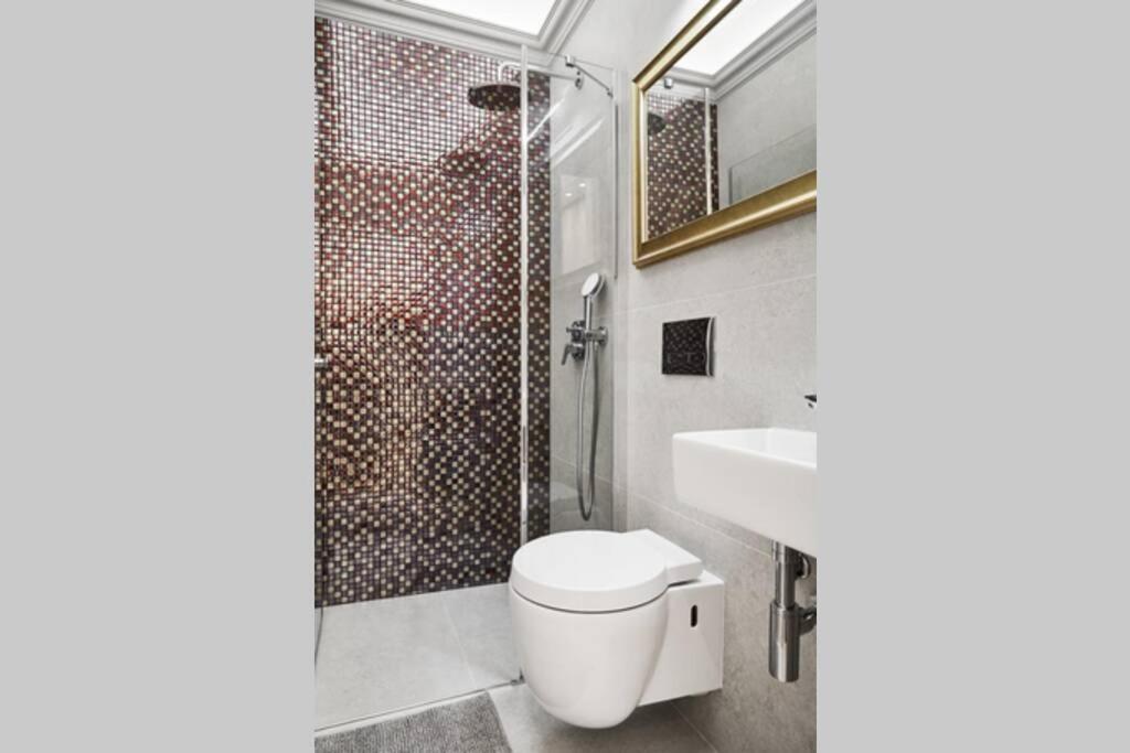 Househost Apartment I: Studencka Street Cracovie Extérieur photo