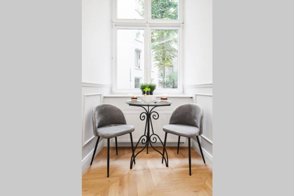 Househost Apartment I: Studencka Street Cracovie Extérieur photo